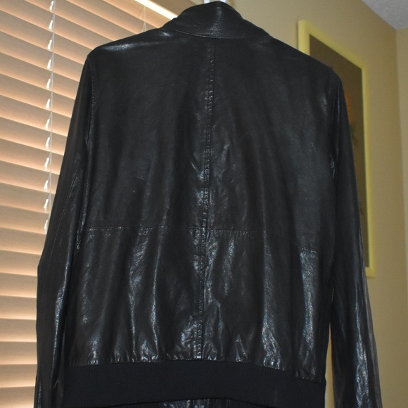 THEORY Stunning Black Leather Jacket LIKE NEW - Picture 6 of 8